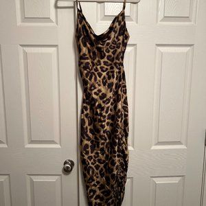 Leopard Print Scrunch Midi Dress